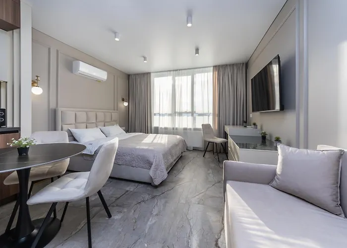 Flatrent Olympic Park, Метро Бориспільська Поруч!