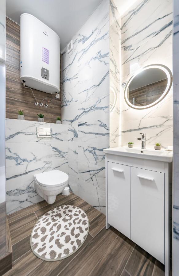 Flatrent Olympic Park, метро бориспільська поруч! * كييف